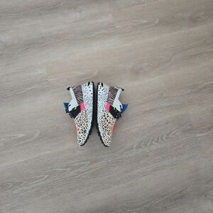 Steve Madden leopard sneakers